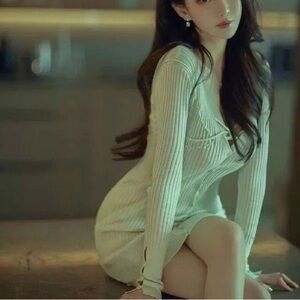 Lauris Long Sleeve wool Ribbed knit Sweater Mini Dress JACQUEMUS style